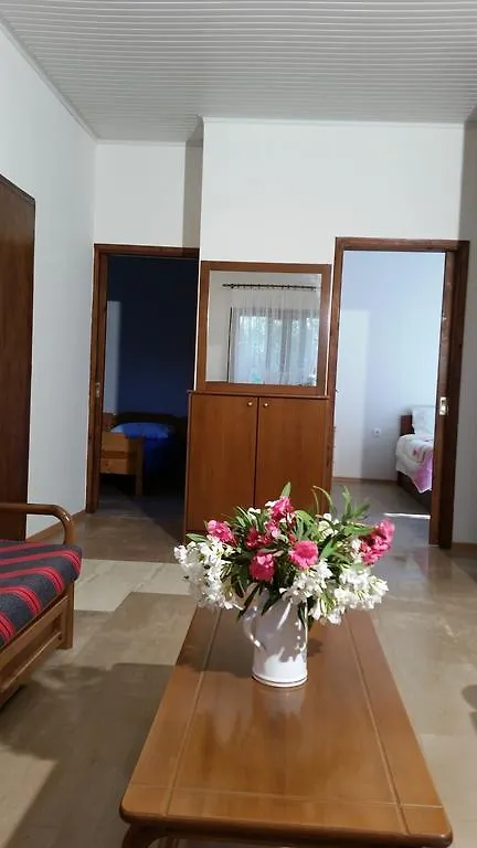 Olive Beach House Apartment Sozopoli